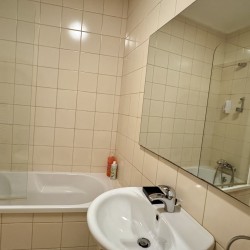 86018